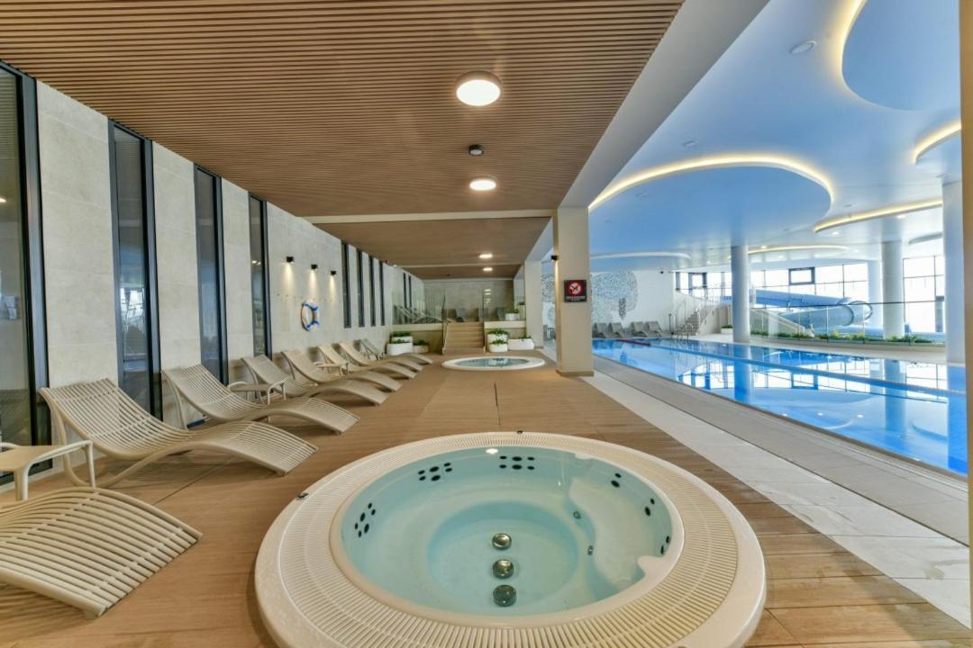 Polanki Aqua Apartament Flora Kolobrzeg Exterior photo